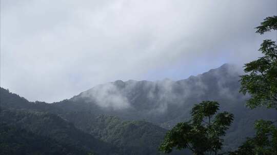 2023广东茂名高州大山蓝天白云延时