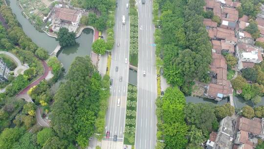 航拍城市公路风景