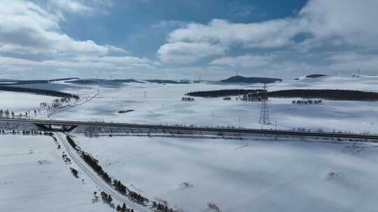 大兴安岭初春雪后的高速公路视频素材模板下载