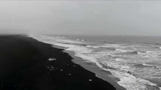 冰岛质感黑色沙滩