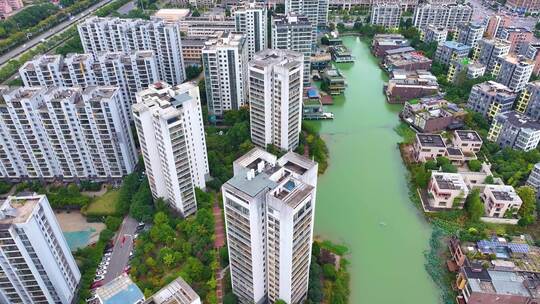 湖南长沙岳麓区车流交通高楼大厦摩天大楼航