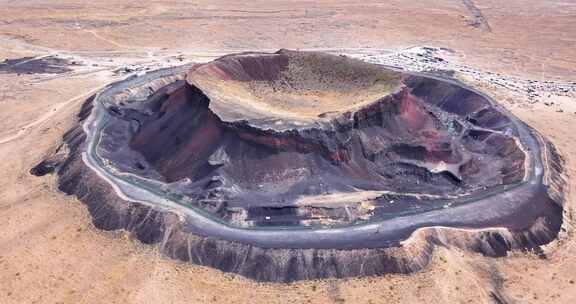 航拍乌兰哈达火山遗址