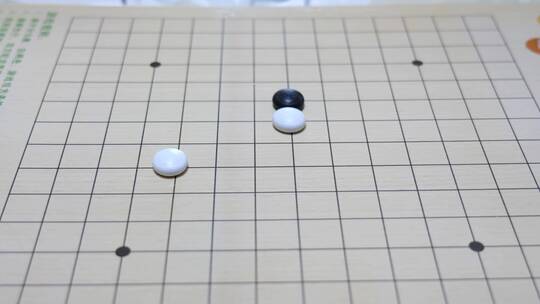 玩五子棋