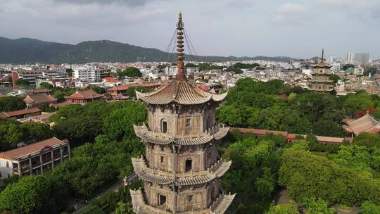 航拍福建泉州古城开元寺镇国塔古建筑