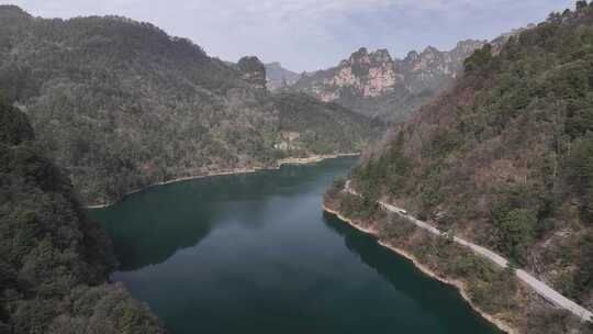 湖南张家界武陵源索溪湖航拍山峰自然风光