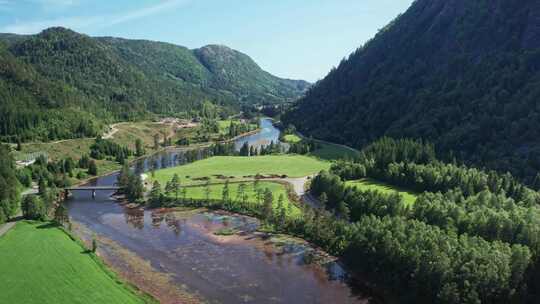 挪威，山谷，河流，房屋