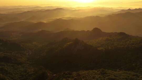 航拍辽宁鞍山千山日出大美风景山峰