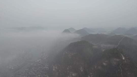 云雾缭绕中的贵州省镇远古镇航拍4k合集