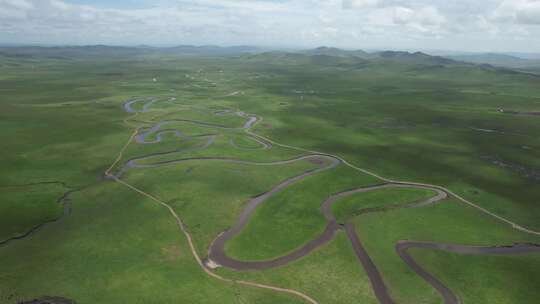 四川阿坝州若尔盖草原湿地河流航拍自然风光