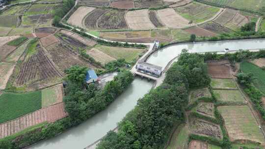 四川平原沃野、水利、人民渠