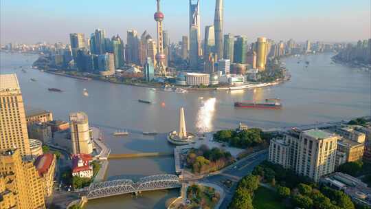 上海外滩黄浦江苏州河车流船只延时风景视频