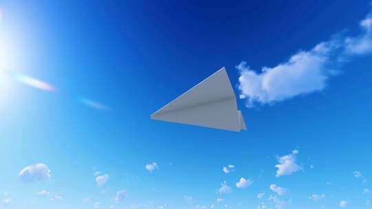 纸飞机飞过天空