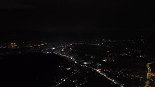 农村夜景航拍夜晚乡村灯光灯火通明晚上乡镇