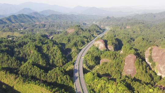 航拍杭长高速公路穿越丹霞地貌