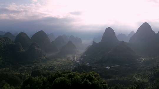 桂林山水漓江风光喀斯特地貌