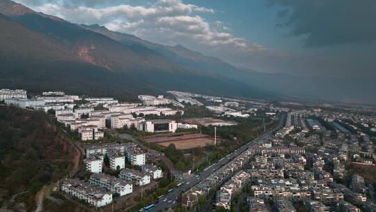 云南旅游风光大理城市苍山大理学院