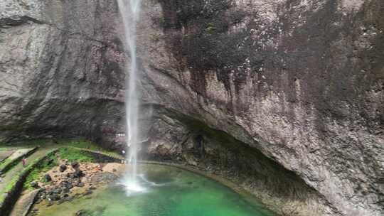 航拍温州雁荡山大龙湫瀑布风光