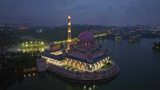 马来西亚布城粉色水上清真寺建筑景观航拍