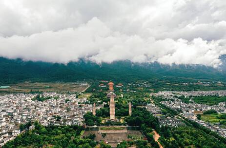 云南大理崇圣寺三塔航拍延时