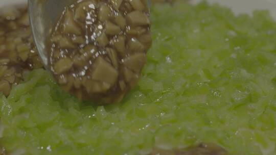 素食餐厅太极土豆泥的制作流程LOG视频素材