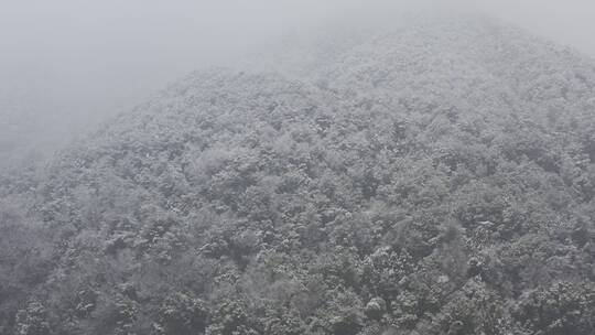 杭州灵隐雪下雪航拍