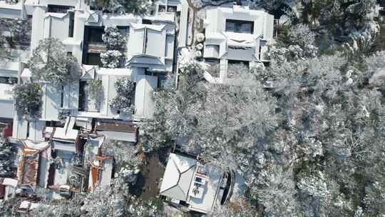 湖南省长沙市岳麓山岳麓书院雪景4k航拍