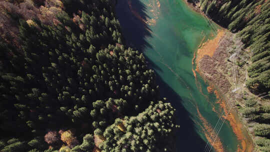 罗马尼亚斯克罗波萨湖上空的航空视频