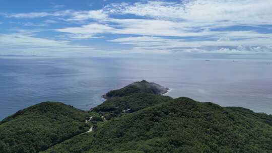 海上岛屿海岛大海蓝色海洋风景航拍