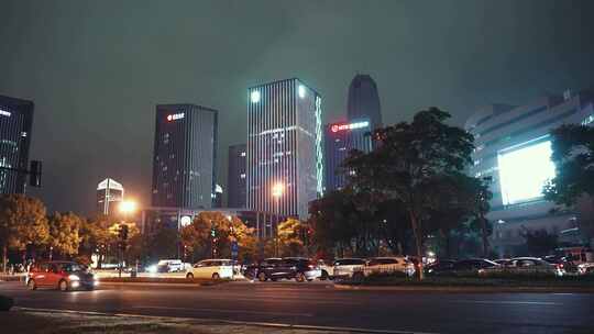 台州雨夜街景