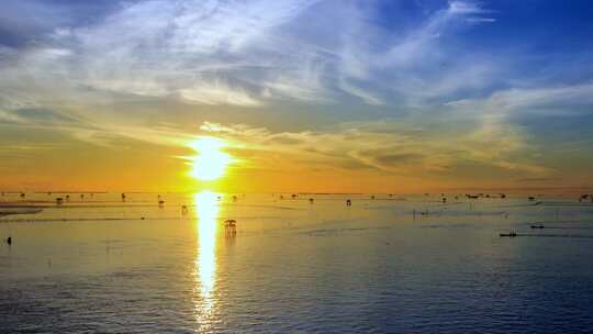 大海航拍日出海水海面海浪