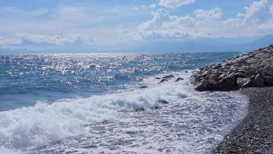 赛里木湖山川湖泊自然风光