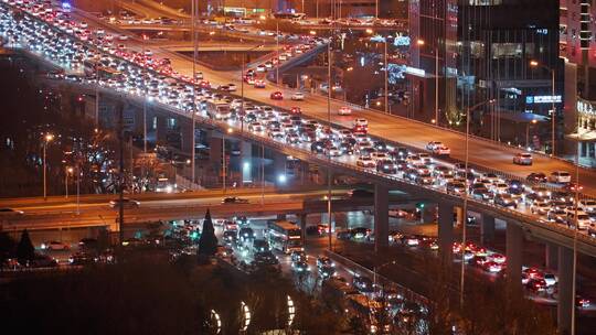 长焦视角城市公路车流夜景