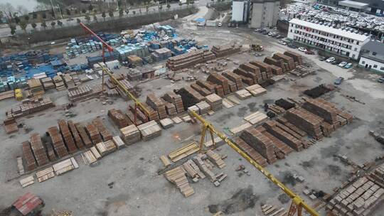 航拍工业生产木材加工厂