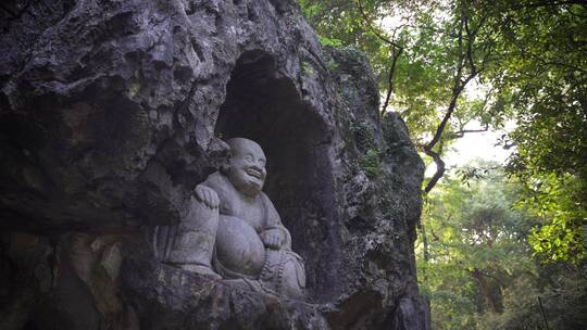 杭州灵隐寺飞来峰塑像视频素材模板下载