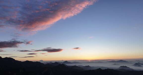 雾灵山日出