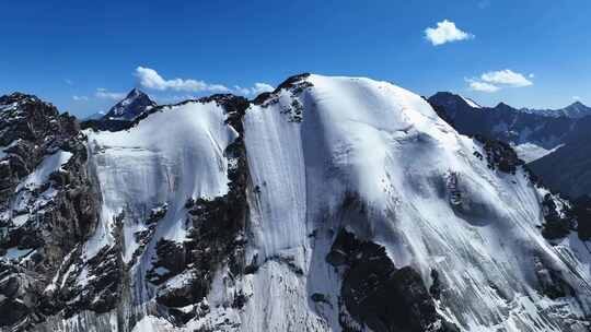 雪山山脉