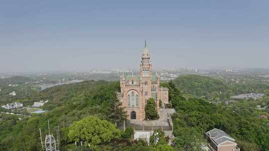 航拍上海佘山国家森林公园山顶风景