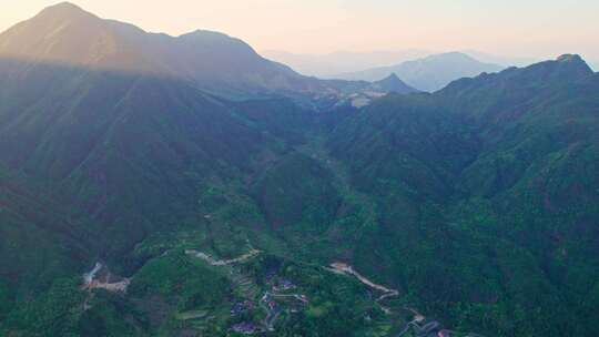 浙江丽水云和梯田日出日落风光