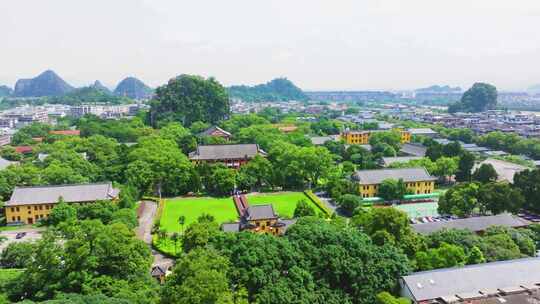 航拍桂林靖江王府独秀峰风景区