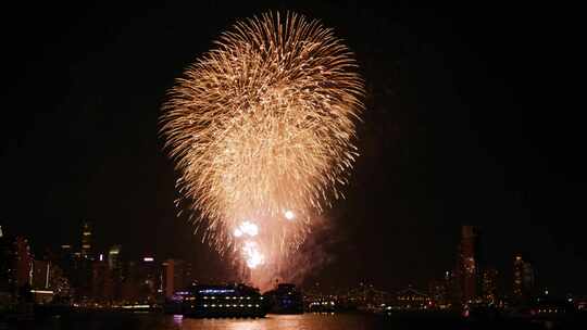 7月4日，烟花，纽约，河