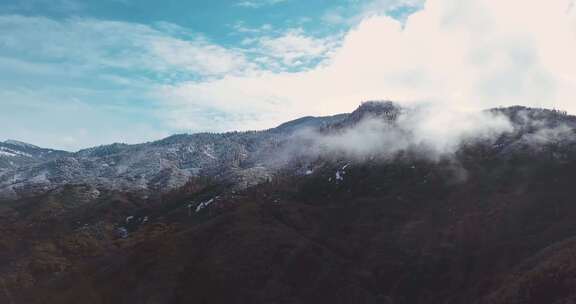 山脉高山云雾航拍