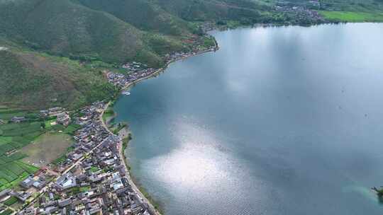 泸沽湖蓝天白云自然风光航拍美景4k