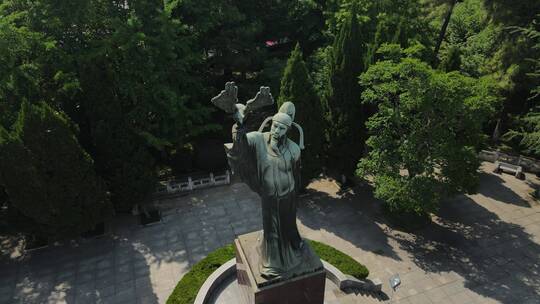 武汉东湖放鹰台李白雕像航拍