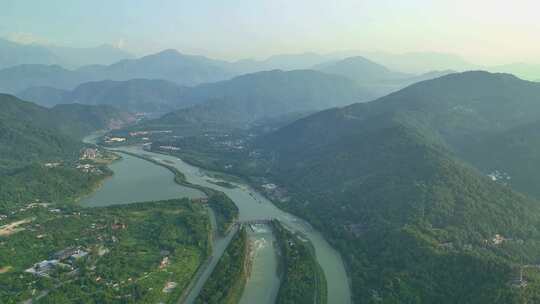 航拍清晨的四川成都岷江都江堰水利工程