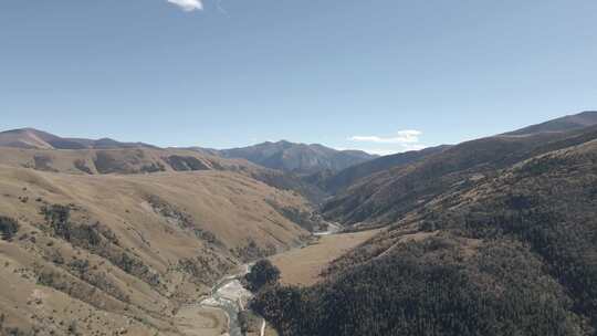 4K航拍川西理塘格聂神山格聂之眼雪山