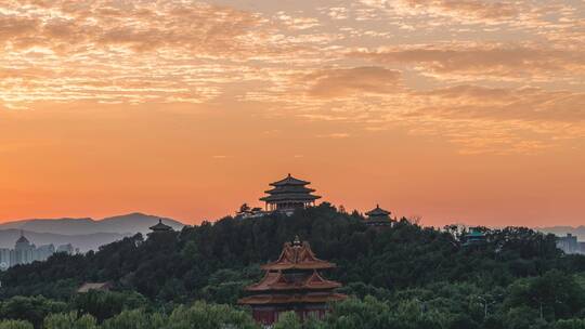 北京角楼与景山万春亭晚霞日转夜延时