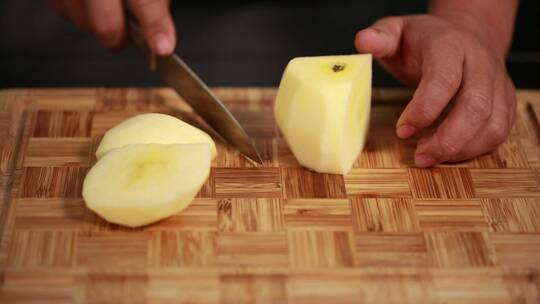 西餐厨师刀小苹果切苹果