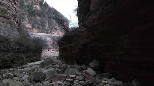 山 山路 山上 航拍 崎岖 陡峭