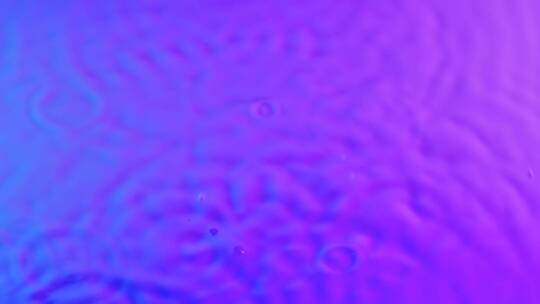 粉蓝色调震动的牛奶