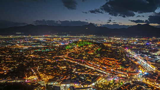 云南丽江古城夜景航拍延时